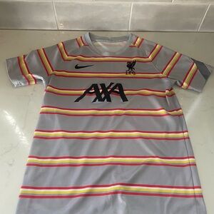 Liverpool 2021-22 pre match jersey
